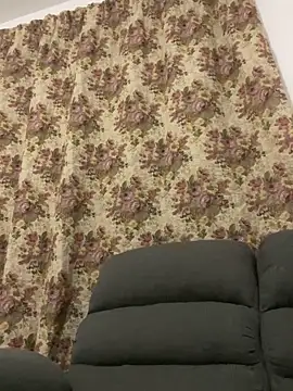 fitsexyman online show from October 18, 2025, 7:16 pm