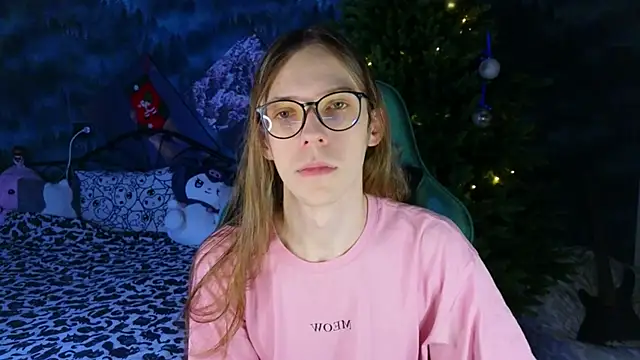 Snapshot of artass2 chatting on January 18, 2026, 10:13 pm artass2 online show from January 18, 2026, 10:13 pm