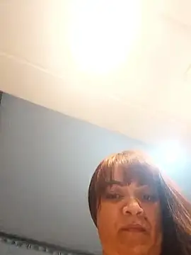 Snapshot of isabella931054 chatting on October 18, 2025, 11:45 am isabella931054 online show from October 18, 2025, 11:45 am