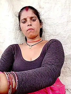Snapshot of Manvi_tyagi chatting on September 14, 2025, 8:15 am Manvi tyagi online show from September 14, 2025, 8:15 am