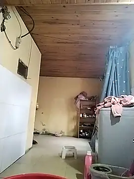 tuyetnhi-00 online show from December 22, 2025, 12:44 am