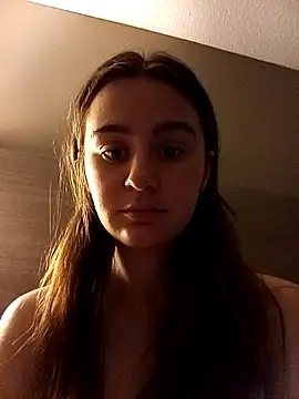 freakylittlebitch69 online show from October 1, 2025, 4:17 am