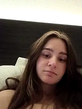 freakylittlebitch69 online show from September 27, 2025, 11:16 am