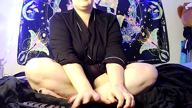 Princessblazed444 online show from February 13, 2026, 7:03 pm