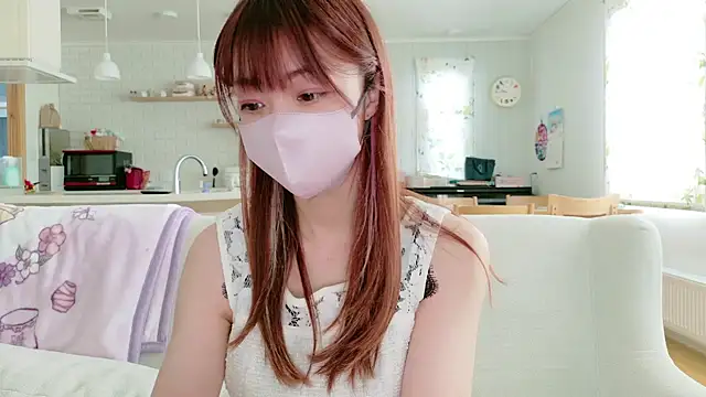 Snapshot of SUZU_1201 chatting on February 3, 2026, 12:43 am SUZU 1201 online show from February 3, 2026, 12:43 am