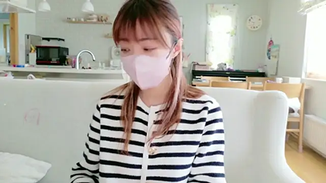 Snapshot of SUZU_1201 chatting on June 15, 2026, 12:33 am SUZU 1201 online show from June 15, 2026, 12:33 am