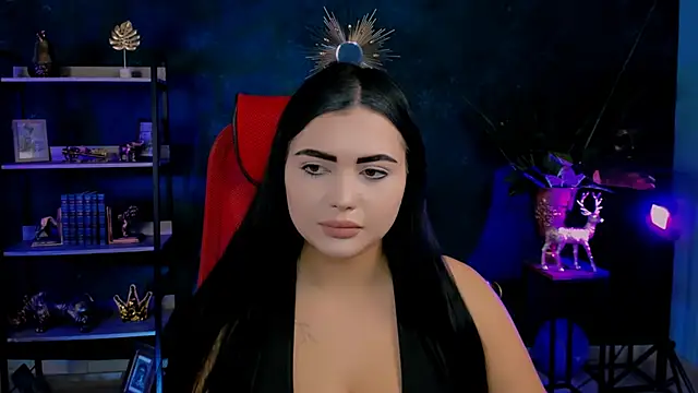 NaomiWilsons online show from November 19, 2025, 12:16 pm