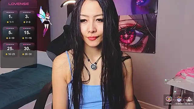 Milly  Foxy online show from December 2, 2025, 8:27 am