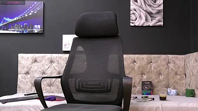 LextasyScott online show from September 20, 2025, 5:01 am