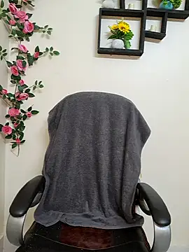 ariya-03 online show from November 8, 2025, 9:02 am