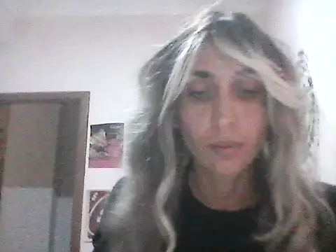 Nuvika online show from November 27, 2025, 4:07 pm