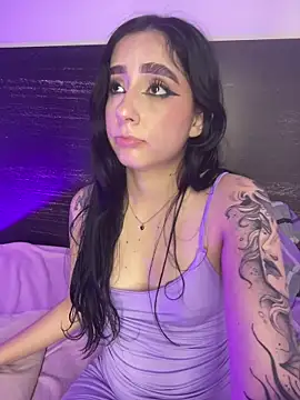 sharlot24 online show from March 2, 2026, 5:08 am