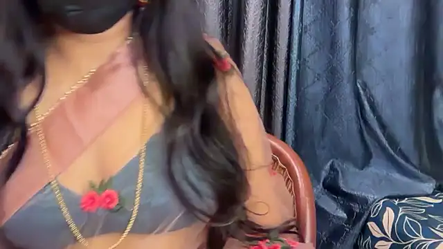 hot spicey online show from July 7, 2026, 11:41 pm