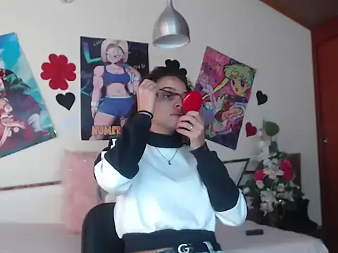 Skylovershot online show from January 6, 2026, 1:37 pm