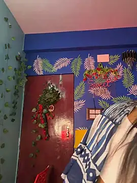 V-Hot-Sweti online show from May 1, 2026, 6:24 pm
