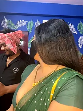 V-Hot-Sweti online show from November 30, 2025, 5:36 pm