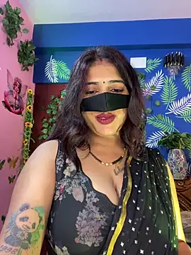 V-Hot-Sweti online show from December 17, 2025, 6:35 pm