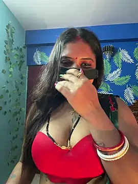 Snapshot of V-Hot-Sweti chatting on June 30, 2026, 7:41 am V-Hot-Sweti online show from June 30, 2026, 7:41 am
