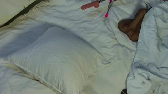 Horny mom40 online show from October 7, 2025, 10:22 pm