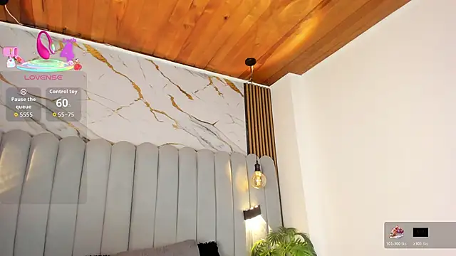 Snapshot of aylacallowey chatting on May 13, 2026, 7:21 pm aylacallowey online show from May 13, 2026, 7:21 pm
