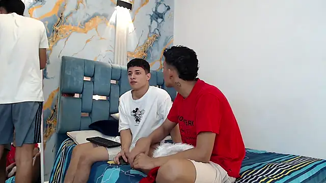 GRETTY BOYS online show from December 17, 2025, 7:24 am