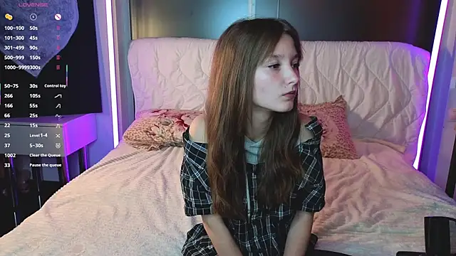 Snapshot of DongMolt chatting on September 18, 2025, 5:16 pm DongMolt online show from September 18, 2025, 5:16 pm