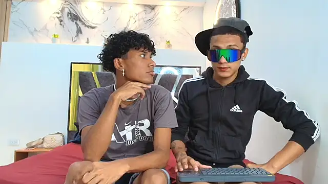 YOUNGS GUYS online show from September 24, 2025, 7:31 pm