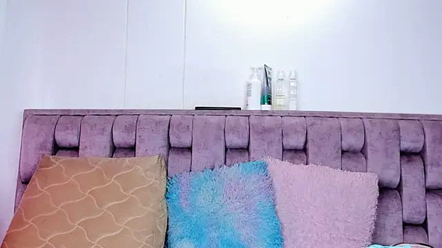 Snapshot of Alexa-Hunter chatting on February 7, 2026, 8:06 pm Alexa-Hunter online show from February 7, 2026, 8:06 pm