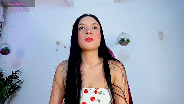 violet 77711 online show from March 9, 2026, 10:02 pm