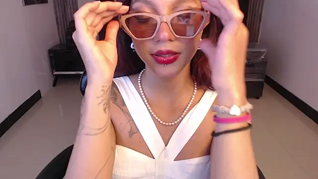 Snapshot of Lyynn_ch chatting on September 11, 2025, 10:21 pm Lyynn ch online show from September 11, 2025, 10:21 pm