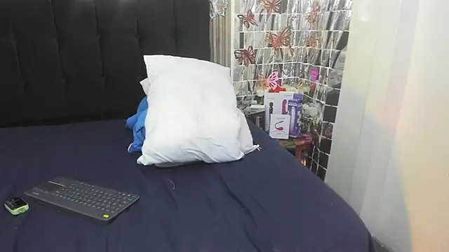 sophia arevalo online show from April 11, 2026, 7:45 am