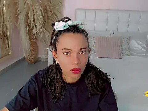 Snapshot of Perla_vonrose chatting on September 25, 2025, 1:06 pm Perla vonrose online show from September 25, 2025, 1:06 pm