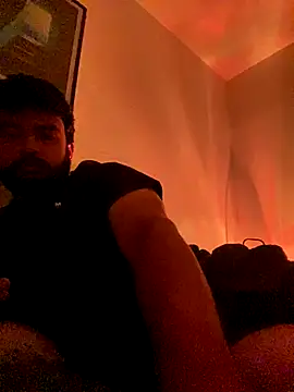 Snapshot of Agusmini chatting on January 9, 2026, 12:06 am Agusmini online show from January 9, 2026, 12:06 am