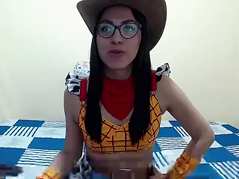 missblu online show from December 3, 2025, 5:45 pm