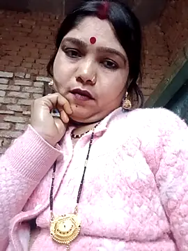 Snapshot of Rashili_jaan chatting on February 24, 2026, 3:35 pm Rashili jaan online show from February 24, 2026, 3:35 pm