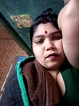 Snapshot of Rashili_jaan chatting on February 4, 2026, 4:35 pm Rashili jaan online show from February 4, 2026, 4:35 pm