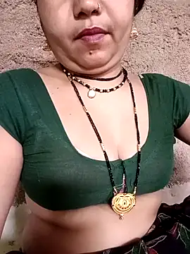 Snapshot of Rashili_jaan chatting on February 26, 2026, 4:01 am Rashili jaan online show from February 26, 2026, 4:01 am