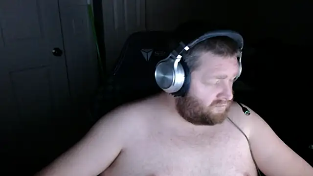 NeedyGlister online show from September 30, 2025, 8:09 am