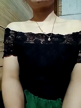 LucyyLy online show from September 20, 2025, 11:32 pm