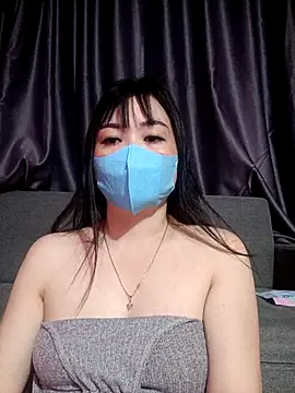 Snapshot of ChunkyLy chatting on September 10, 2025, 2:27 pm ChunkyLy online show from September 10, 2025, 2:27 pm