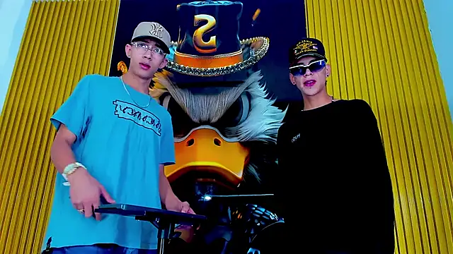 Dante Brown1  online show from October 15, 2025, 8:50 pm