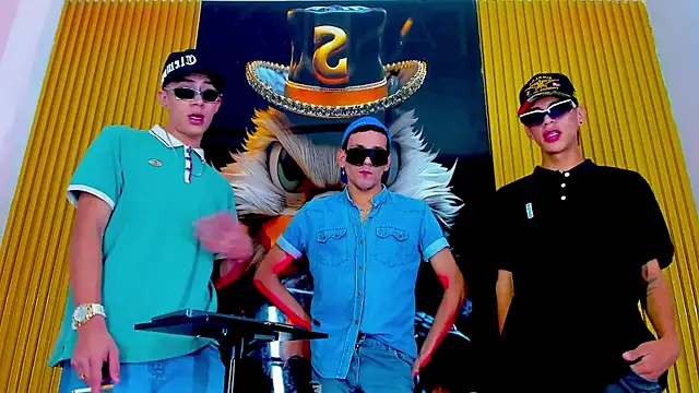 Dante Brown1  online show from October 13, 2025, 9:05 pm