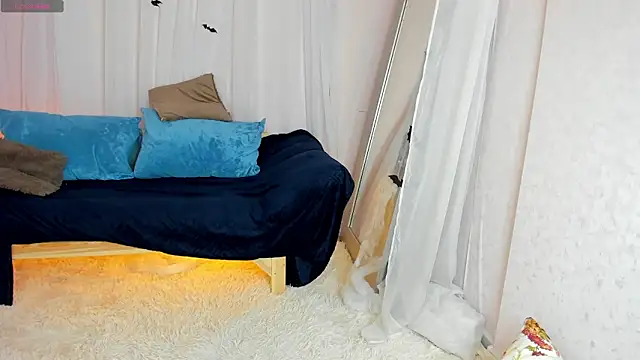 Belle Wa1ker online show from November 7, 2025, 1:10 am