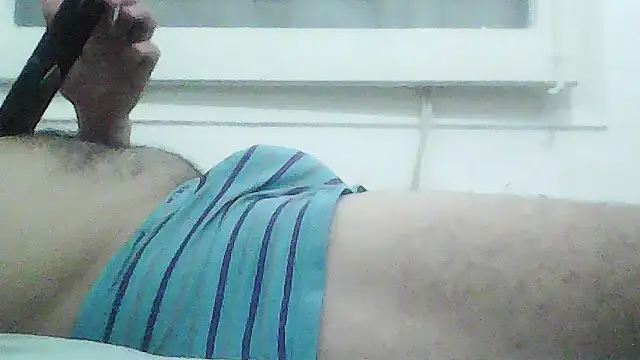 Snapshot of Yazaza1999 chatting on September 17, 2025, 11:56 am Yazaza1999 online show from September 17, 2025, 11:56 am