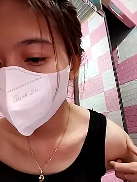 Snapshot of Zinzin9x chatting on October 16, 2025, 3:42 pm Zinzin9x online show from October 16, 2025, 3:42 pm