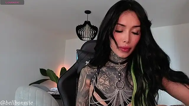 belllbonniie online show from November 20, 2025, 7:36 pm