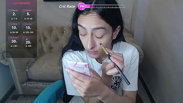 Tifany v online show from November 13, 2025, 1:04 pm