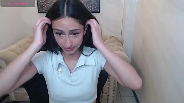 Tifany v online show from October 24, 2025, 1:10 pm