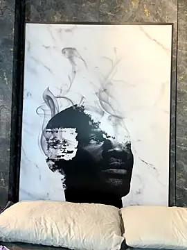 Tayler Kim online show from October 21, 2025, 7:13 pm