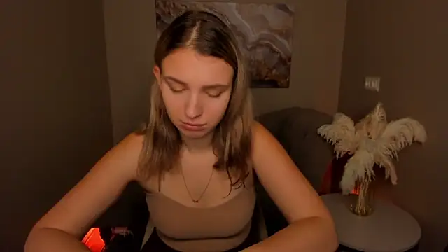 MilinaMorris online show from September 24, 2025, 3:35 am